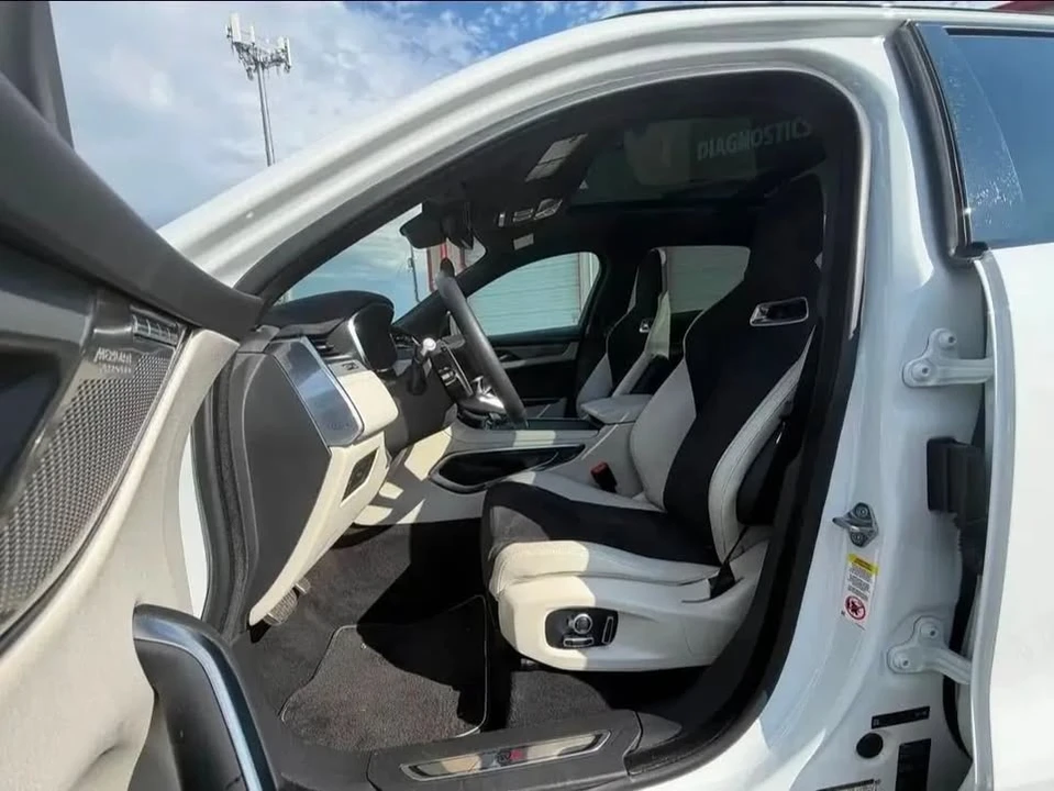 2021 Jaguar F-Pace SVR - Image 7 of 11