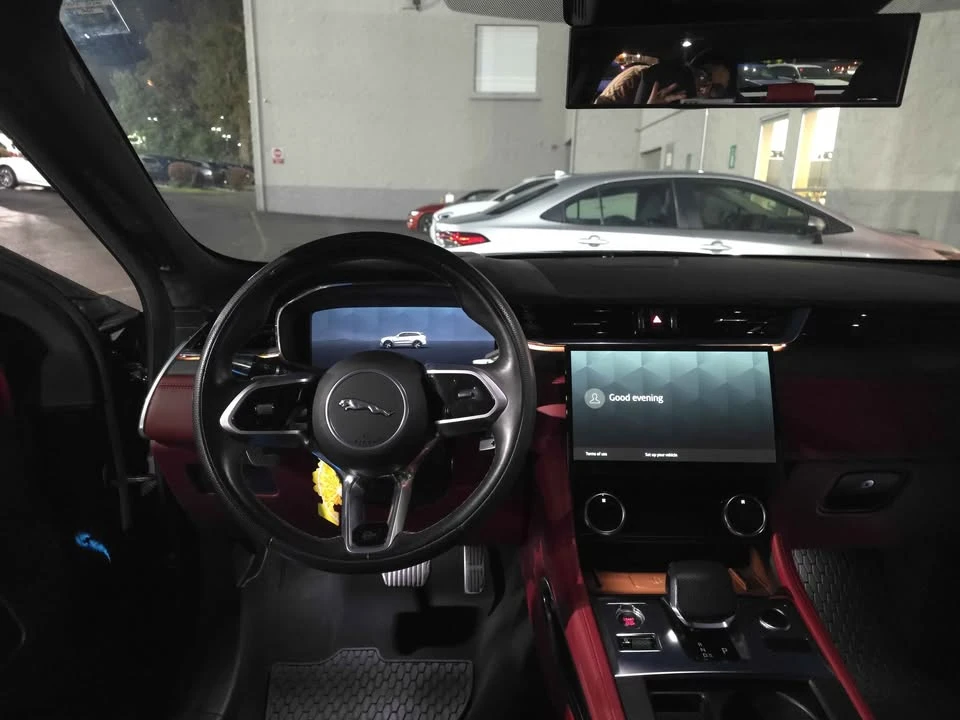 2021 Jaguar F-Pace SVR - Image 7 of 11