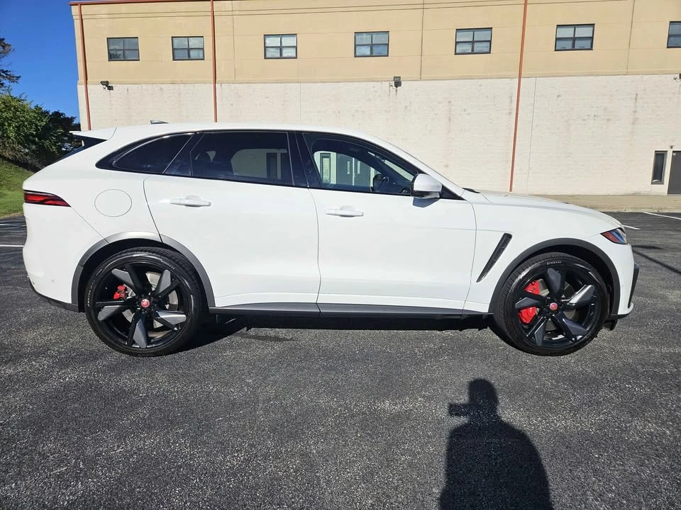 2021 Jaguar F-Pace SVR - Image 3 of 20