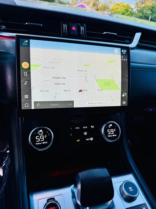 2021 Jaguar F-Pace SVR - Image 19 of 20