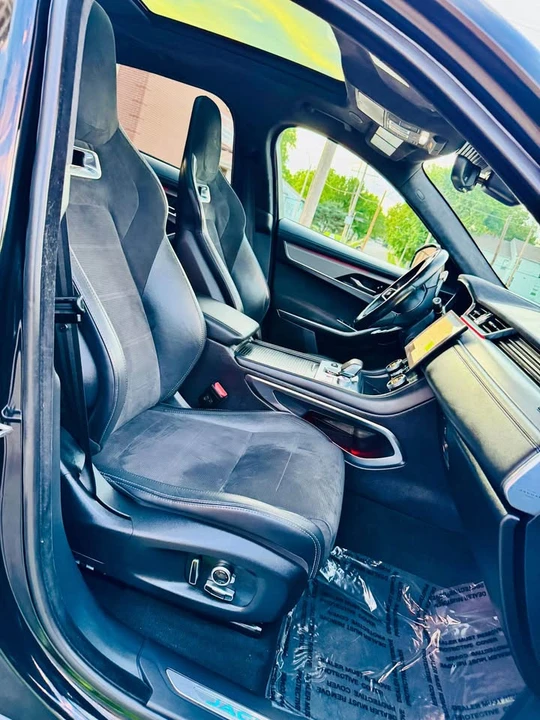 2021 Jaguar F-Pace SVR - Image 13 of 20