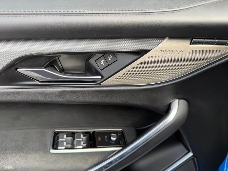 2021 Jaguar F-Pace SVR - Image 12 of 17