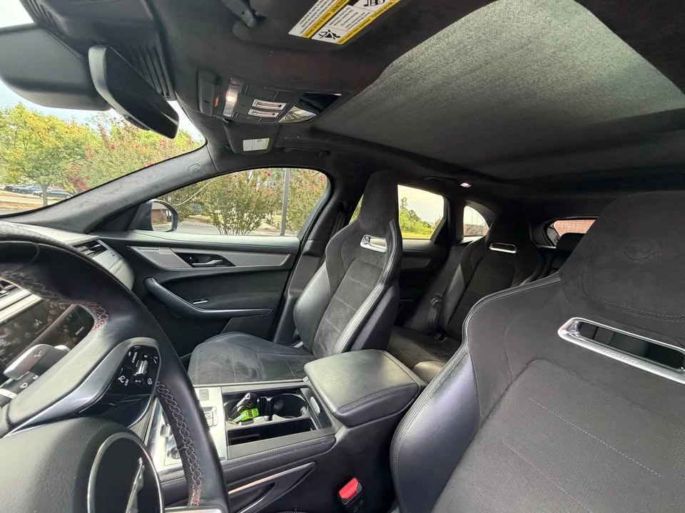2021 Jaguar F-Pace SVR - Image 17 of 17