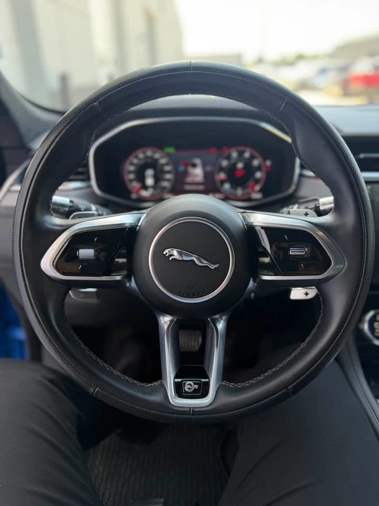2021 Jaguar F-Pace SVR - Image 13 of 14