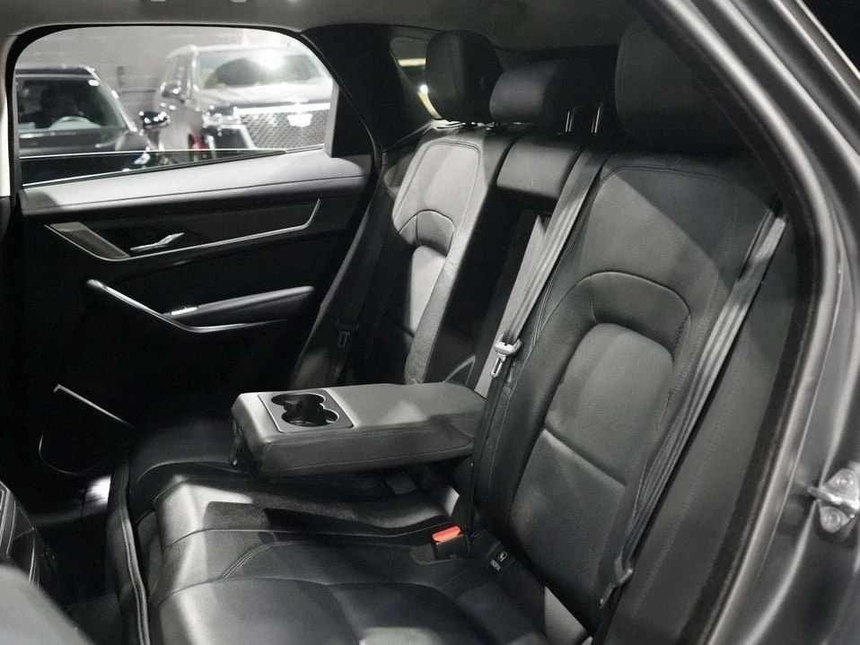 2021 Jaguar F-Pace - Image 15 of 20