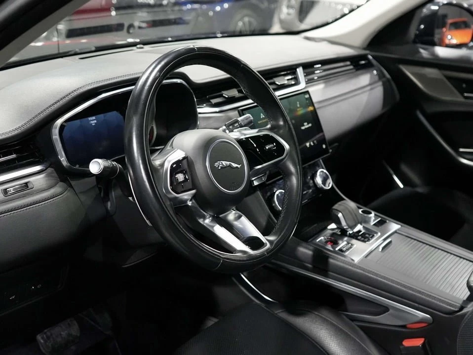 2021 Jaguar F-Pace - Image 10 of 20