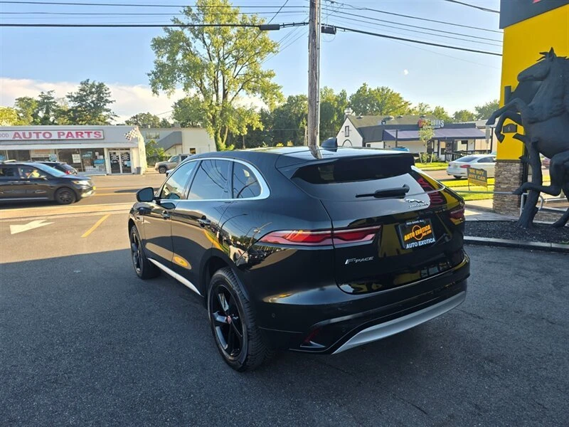 2021 Jaguar F-Pace - Image 2 of 20