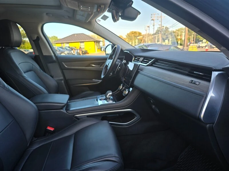2021 Jaguar F-Pace - Image 18 of 20