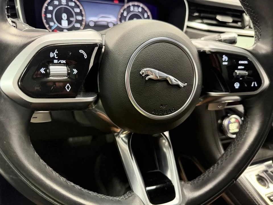 2021 Jaguar F-Pace - Image 18 of 20