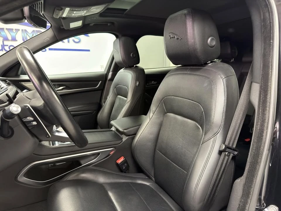 2021 Jaguar F-Pace - Image 11 of 20