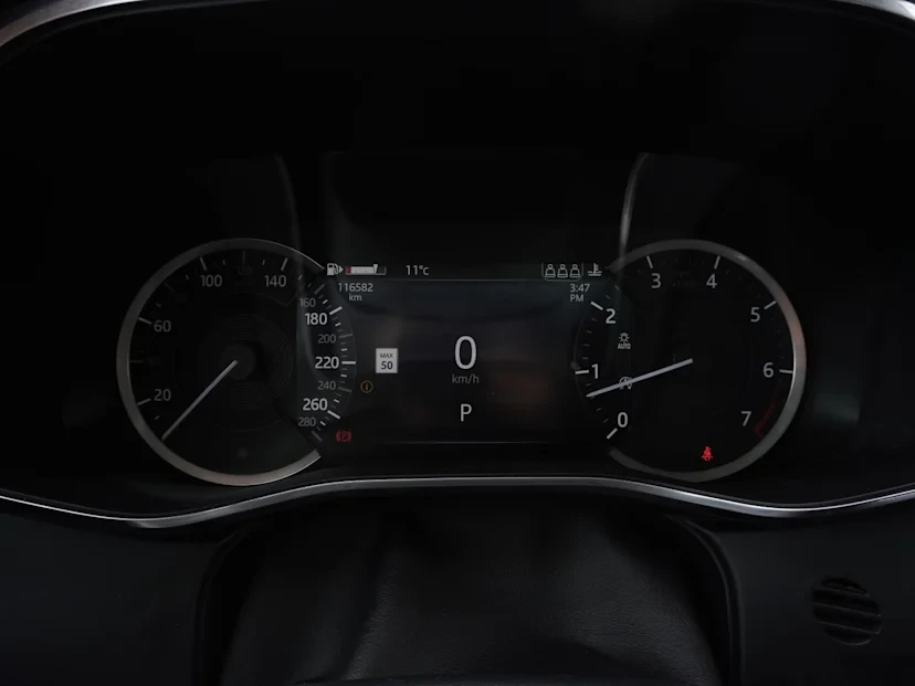 2021 Jaguar F-Pace - Image 11 of 17
