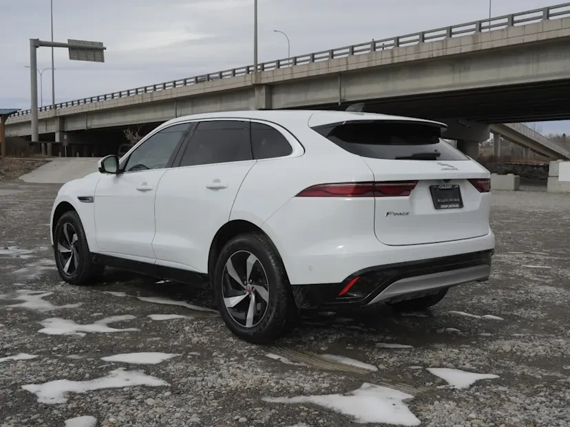 2021 Jaguar F-Pace - Image 5 of 17