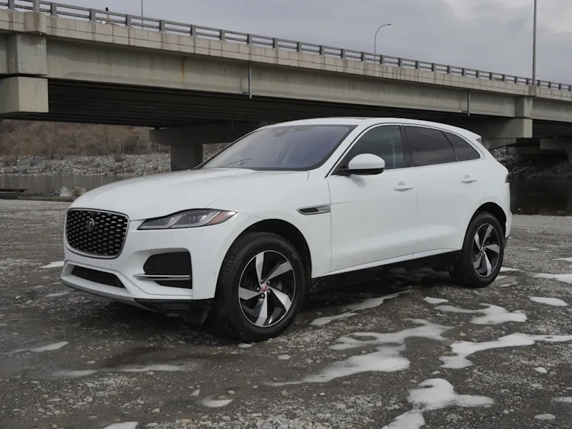 2021 Jaguar F-Pace - Image 3 of 17