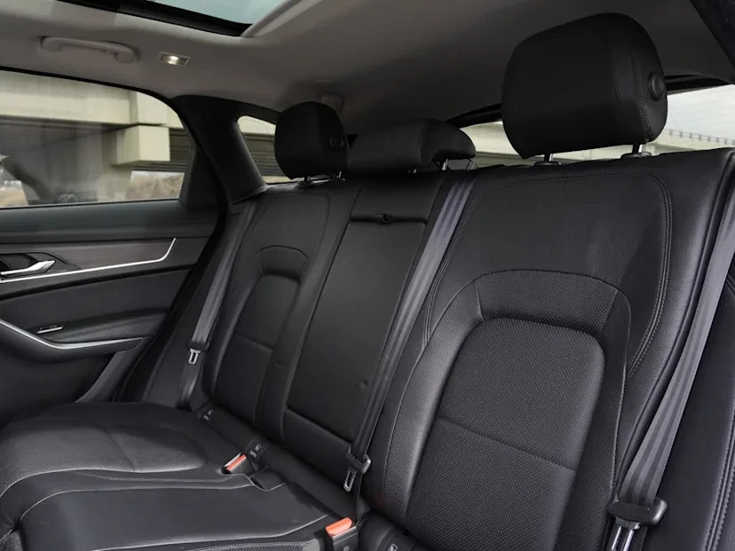 2021 Jaguar F-Pace - Image 16 of 17