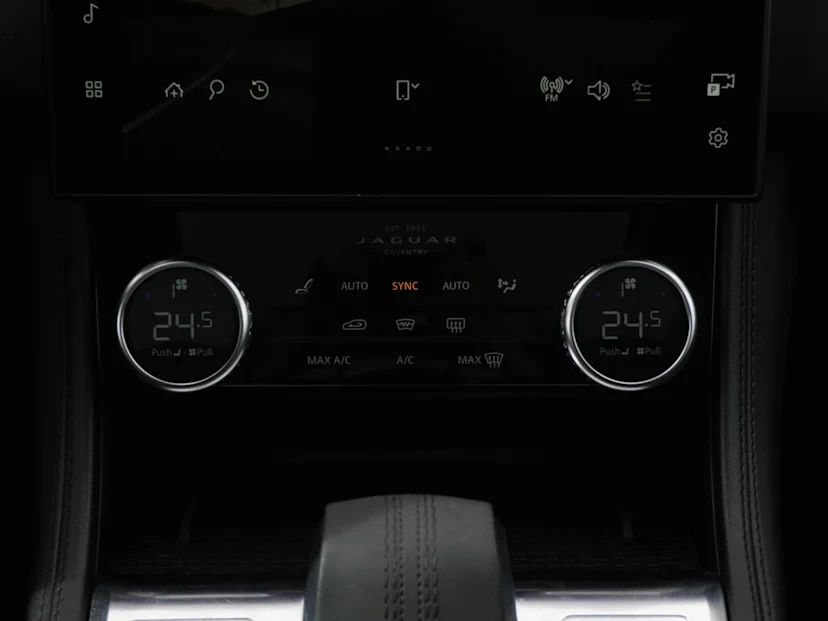 2021 Jaguar F-Pace - Image 13 of 17