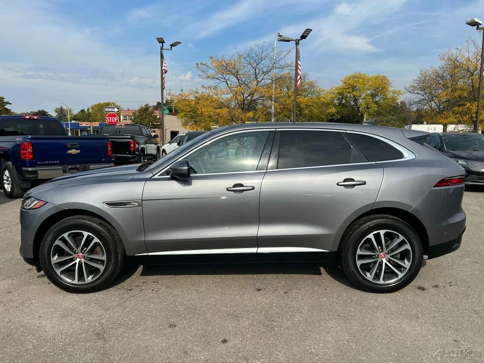2021 Jaguar F-Pace - Image 2 of 12