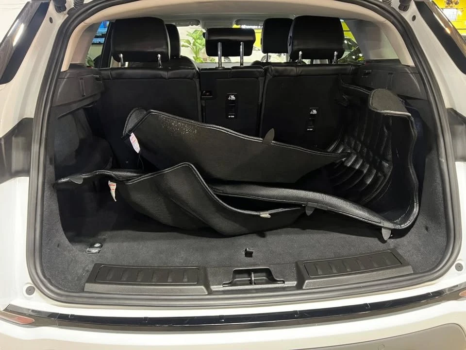 2021 Jaguar F-Pace - Image 18 of 18
