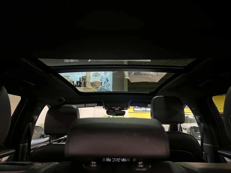 2021 Jaguar F-Pace - Image 17 of 18