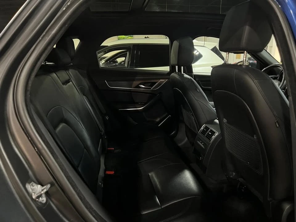 2021 Jaguar F-Pace - Image 10 of 18