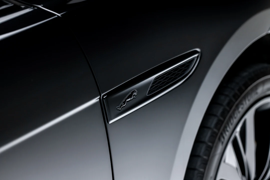2021 Jaguar F-Pace - Image 20 of 31