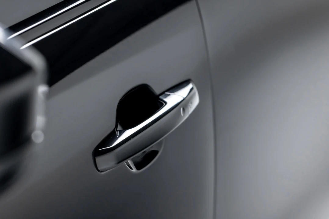 2021 Jaguar F-Pace - Image 24 of 31