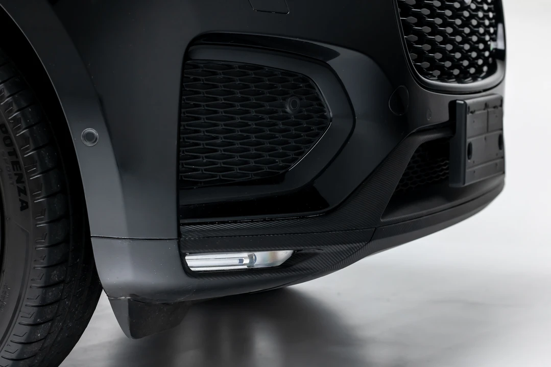2021 Jaguar F-Pace - Image 18 of 31