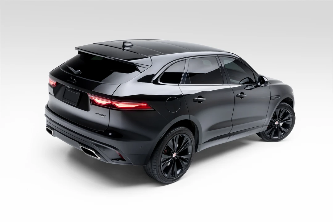 2021 Jaguar F-Pace - Image 8 of 31