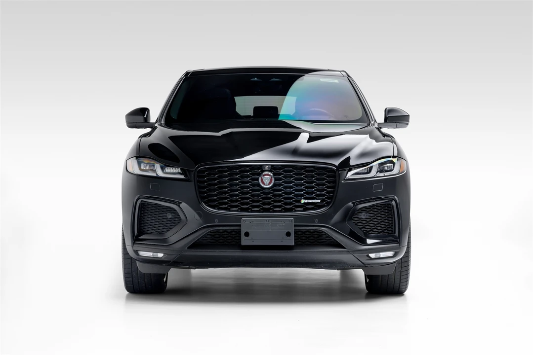 2021 Jaguar F-Pace - Image 4 of 31