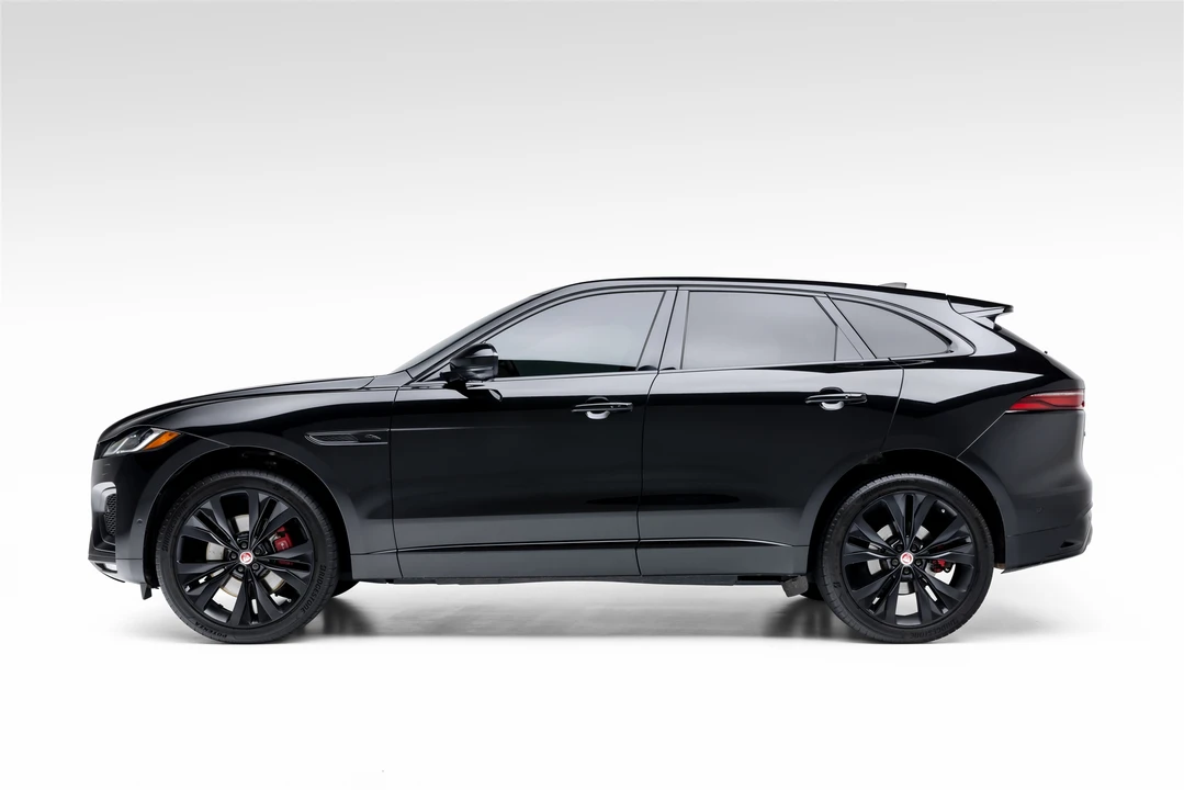 2021 Jaguar F-Pace - Image 14 of 31
