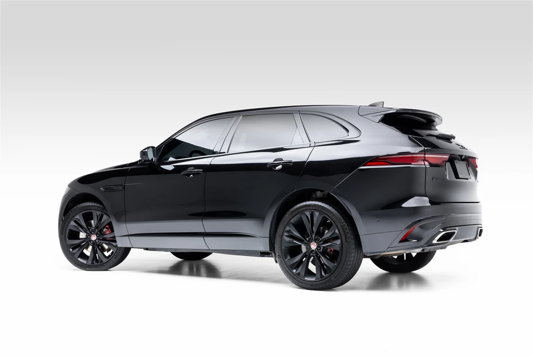 2021 Jaguar F-Pace - Image 13 of 31