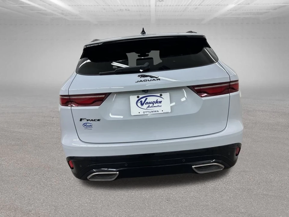 2021 Jaguar F-Pace - Image 10 of 12