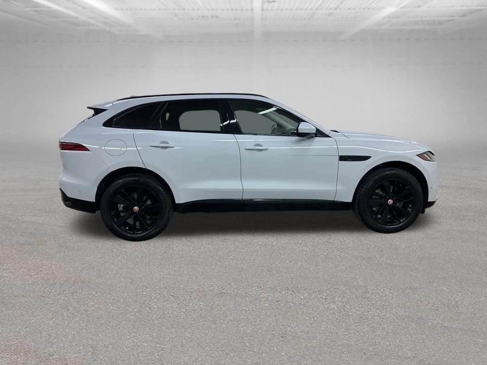 2021 Jaguar F-Pace - Image 13 of 21