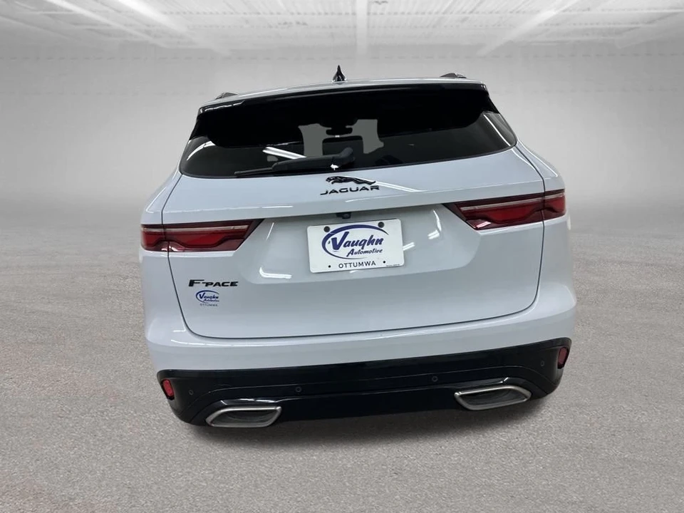 2021 Jaguar F-Pace - Image 10 of 12