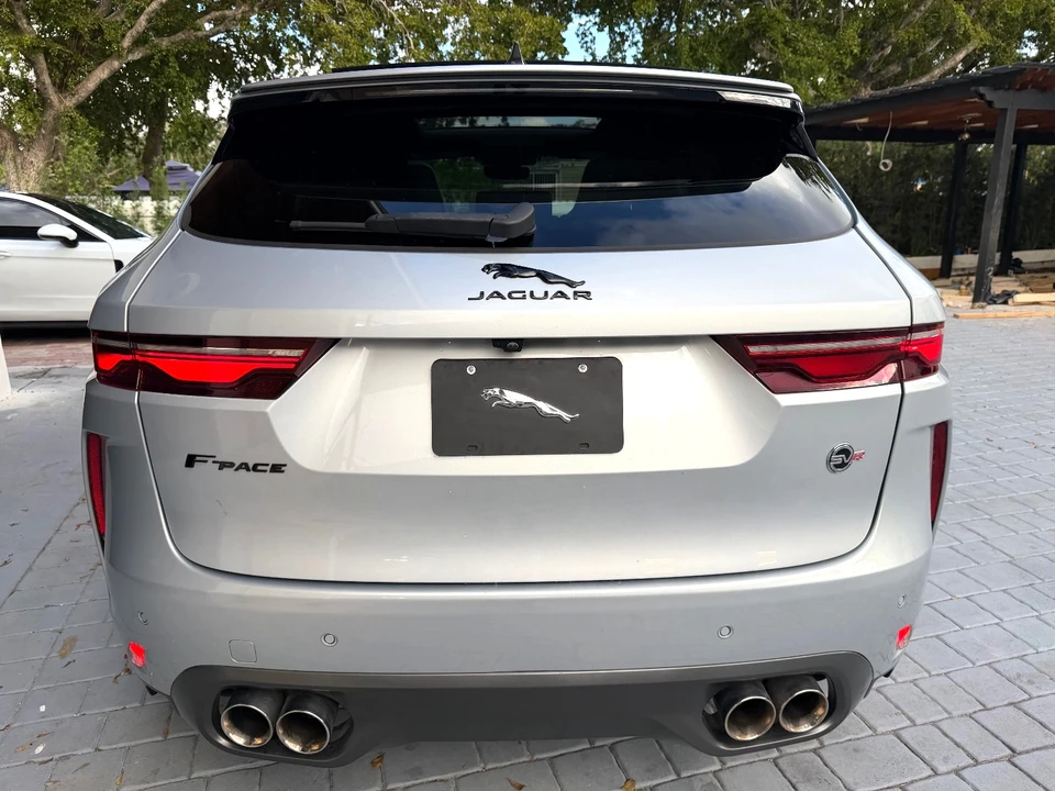2021 Jaguar F-Pace SVR - Image 16 of 21