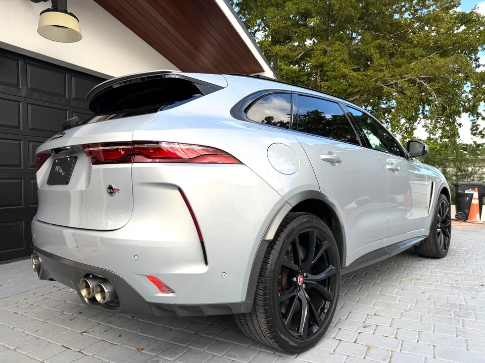 2021 Jaguar F-Pace SVR - Image 12 of 21