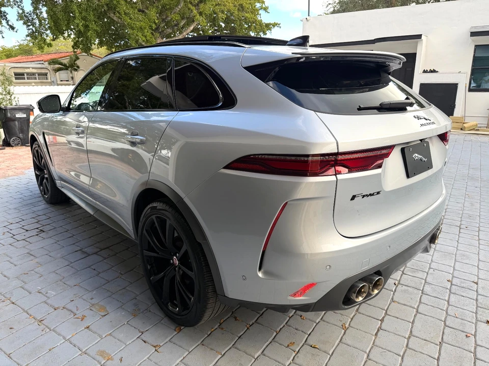 2021 Jaguar F-Pace SVR - Image 19 of 21