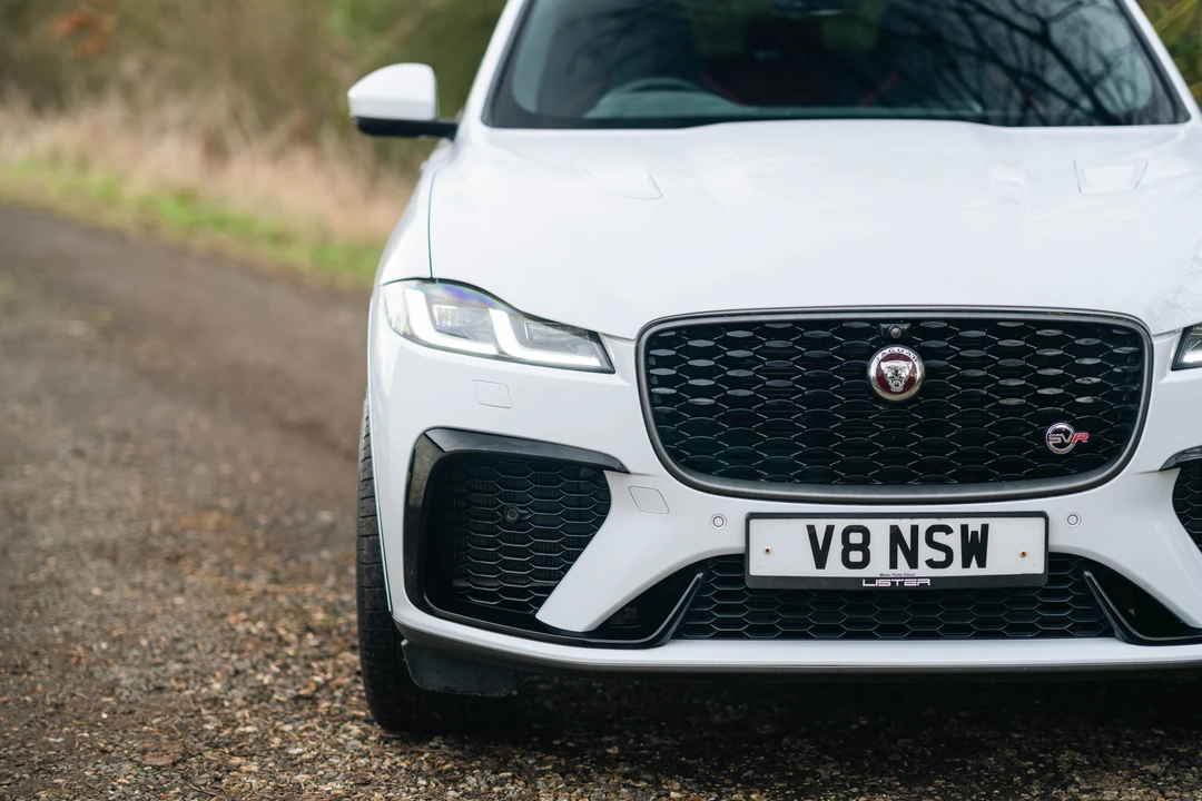 2021 Jaguar F-Pace SVR - Image 15 of 31