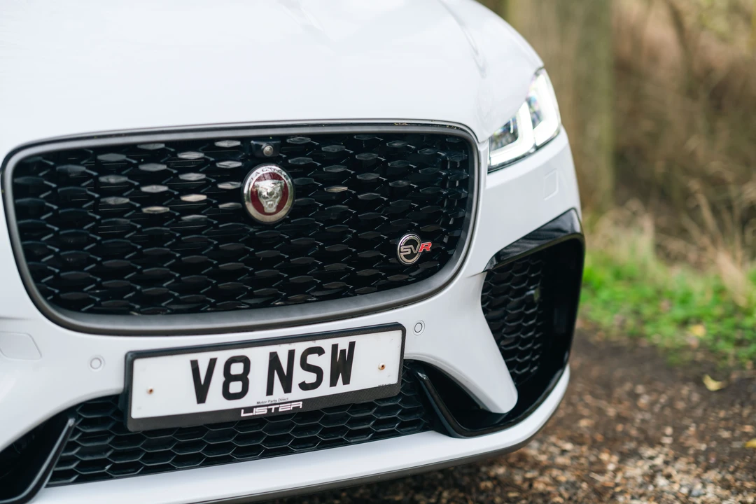 2021 Jaguar F-Pace SVR - Image 16 of 31