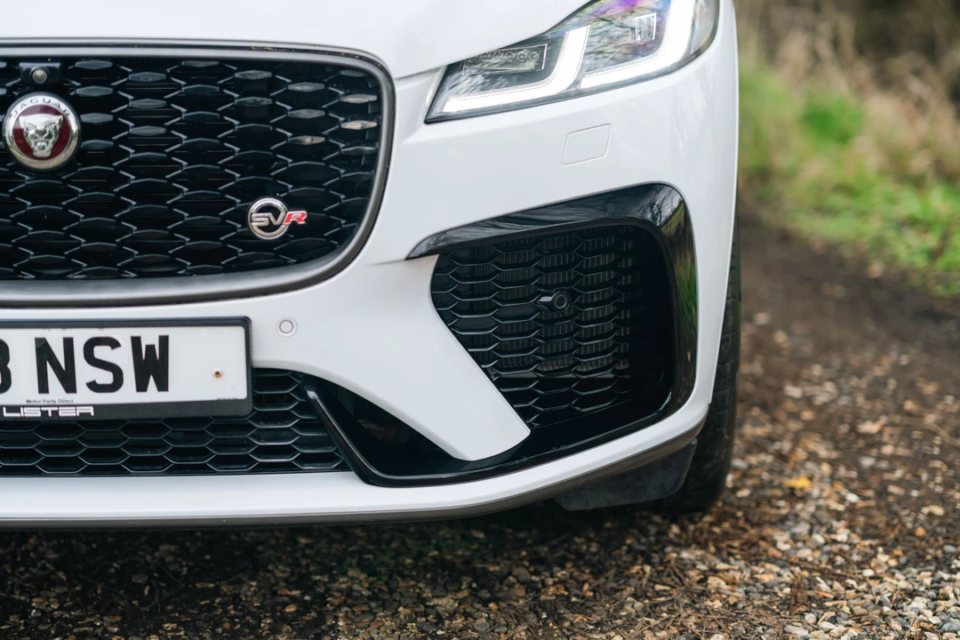 2021 Jaguar F-Pace SVR - Image 18 of 31