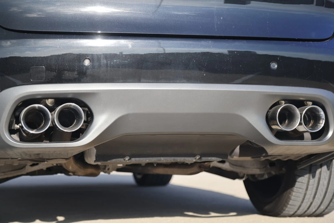 2021 Jaguar F-Pace SVR - Image 19 of 31