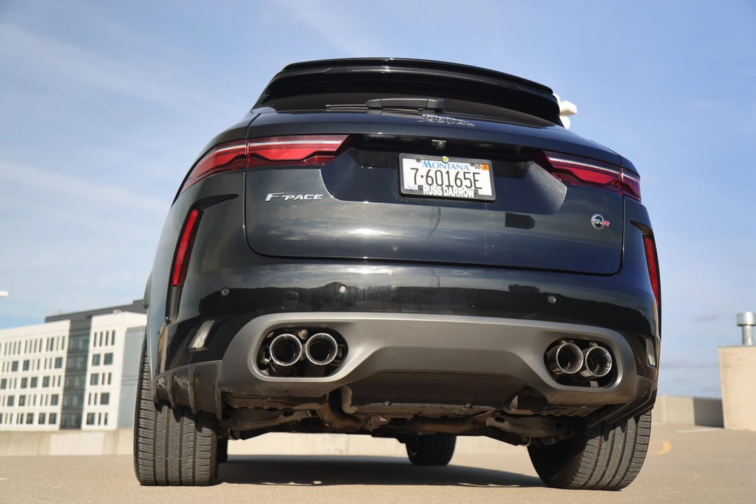 2021 Jaguar F-Pace SVR - Image 14 of 31