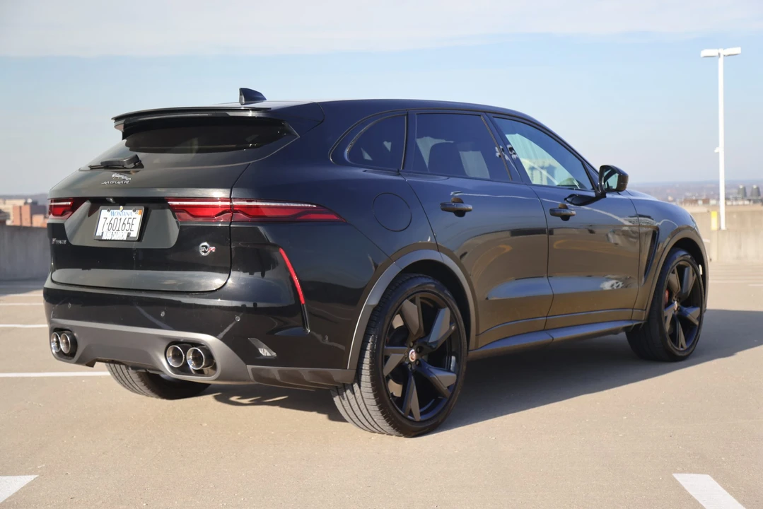 2021 Jaguar F-Pace SVR - Image 12 of 31