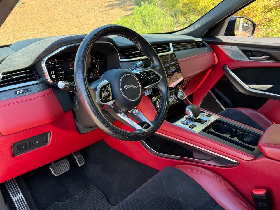 2021 Jaguar F-Pace SVR - Image 14 of 21