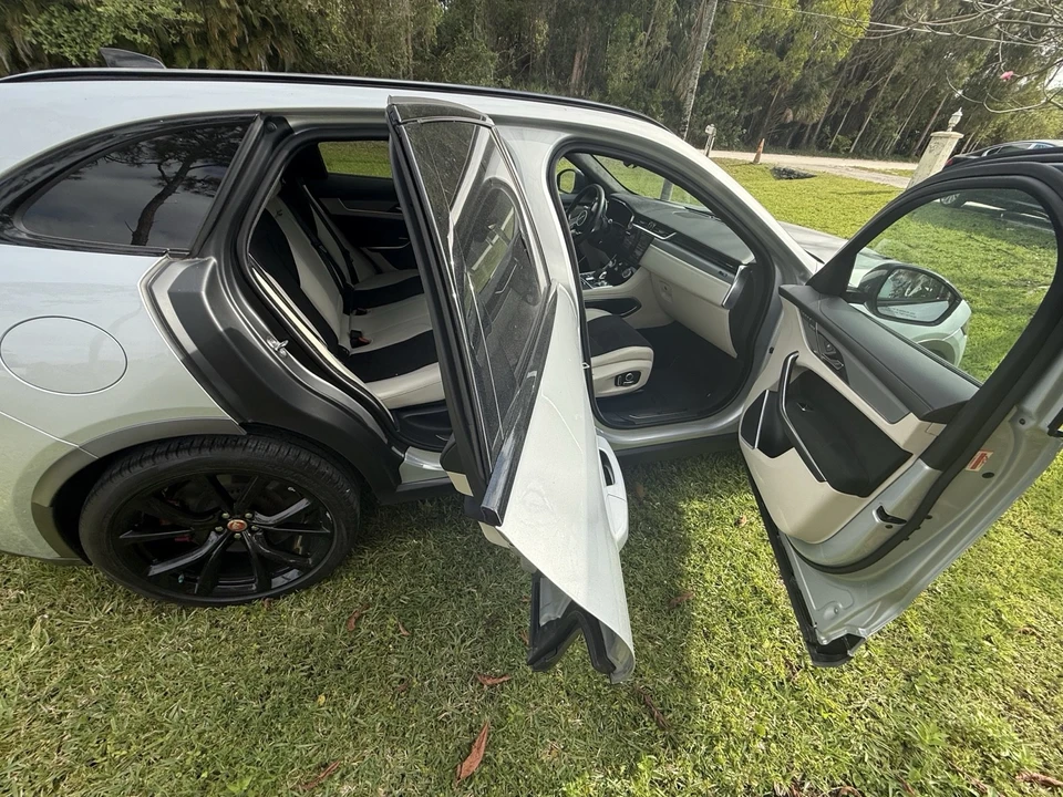 2021 Jaguar F-Pace SVR - Image 12 of 21