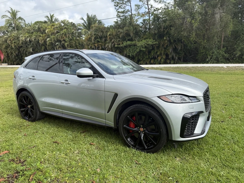 2021 Jaguar F-Pace SVR - Image 10 of 21
