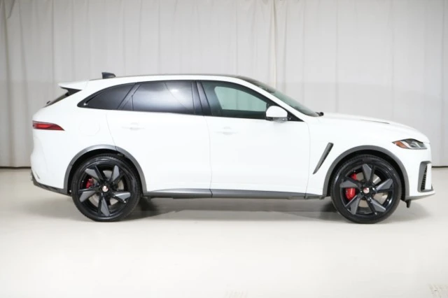 2021 Jaguar F-Pace SVR - Image 10 of 21