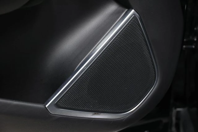 2021 Jaguar F-Pace SVR - Image 14 of 21