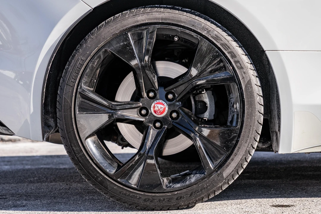 2021 Jaguar F-Type 2nd Gen - Image 26 of 31