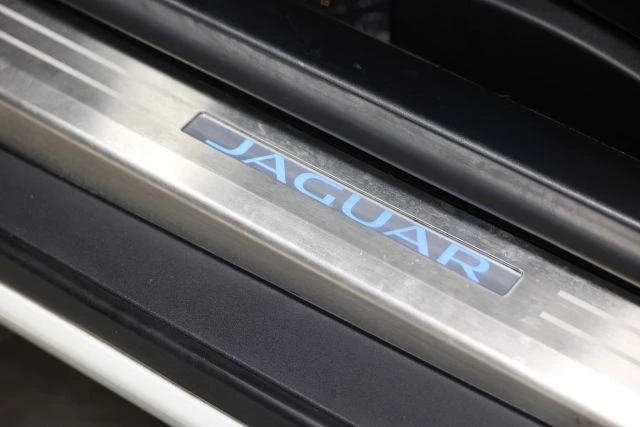 2021 Jaguar F-Type 2nd Gen - Image 13 of 31