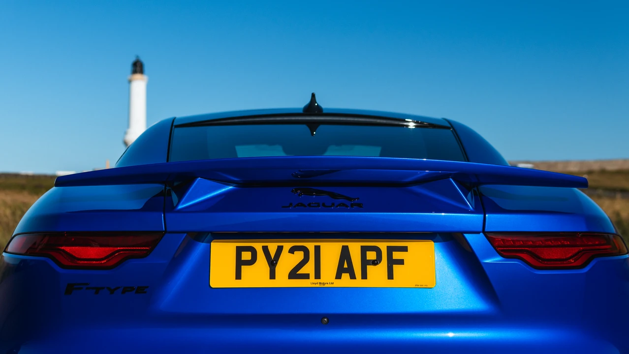 2021 Jaguar F-Type 2nd Gen - Image 28 of 31